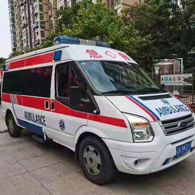 石林长途救护车护送病人返乡